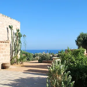 Bed & Breakfast Dimora Cala Del Pozzo, Favignana